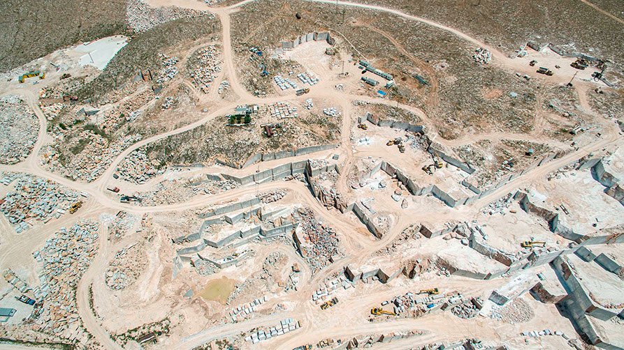 SU MARBLE, SU MERMER, SU DOĞAL TAŞ, BANU BEKİŞOĞLU, Silver travertine, travertine, blue stone, carrara marble, afyon gri, afyon blue, gümüş trav