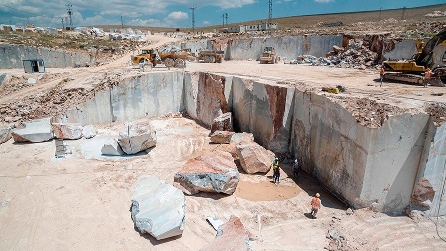 SU MARBLE, SU MERMER, SU DOĞAL TAŞ, BANU BEKİŞOĞLU, Silver travertine, travertine, blue stone, carrara marble, afyon gri, afyon blue, gümüş trav